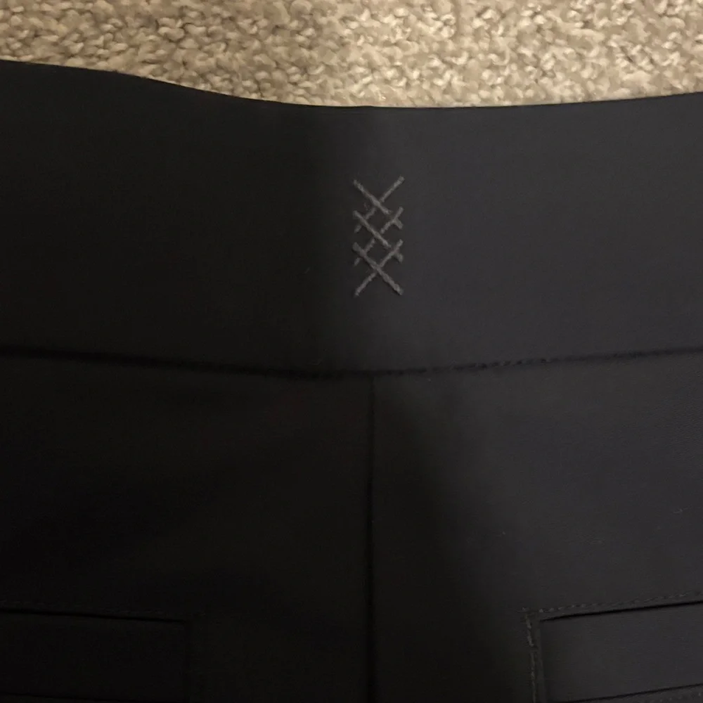 RHONE Black Ankle Pants - Picture 5 of 5